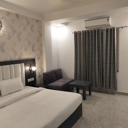 Hotel Varanasi Inn Dış mekan fotoğraf