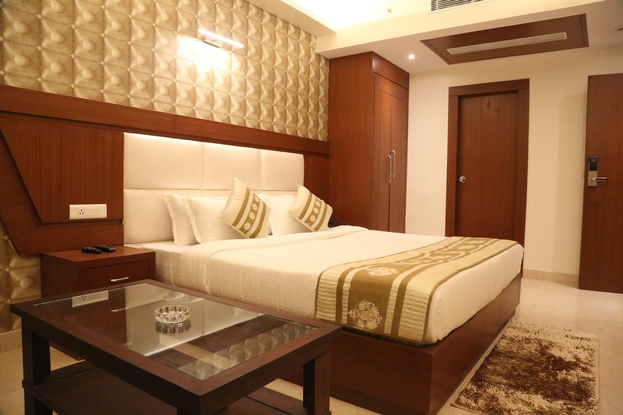 Hotel Varanasi Inn Dış mekan fotoğraf