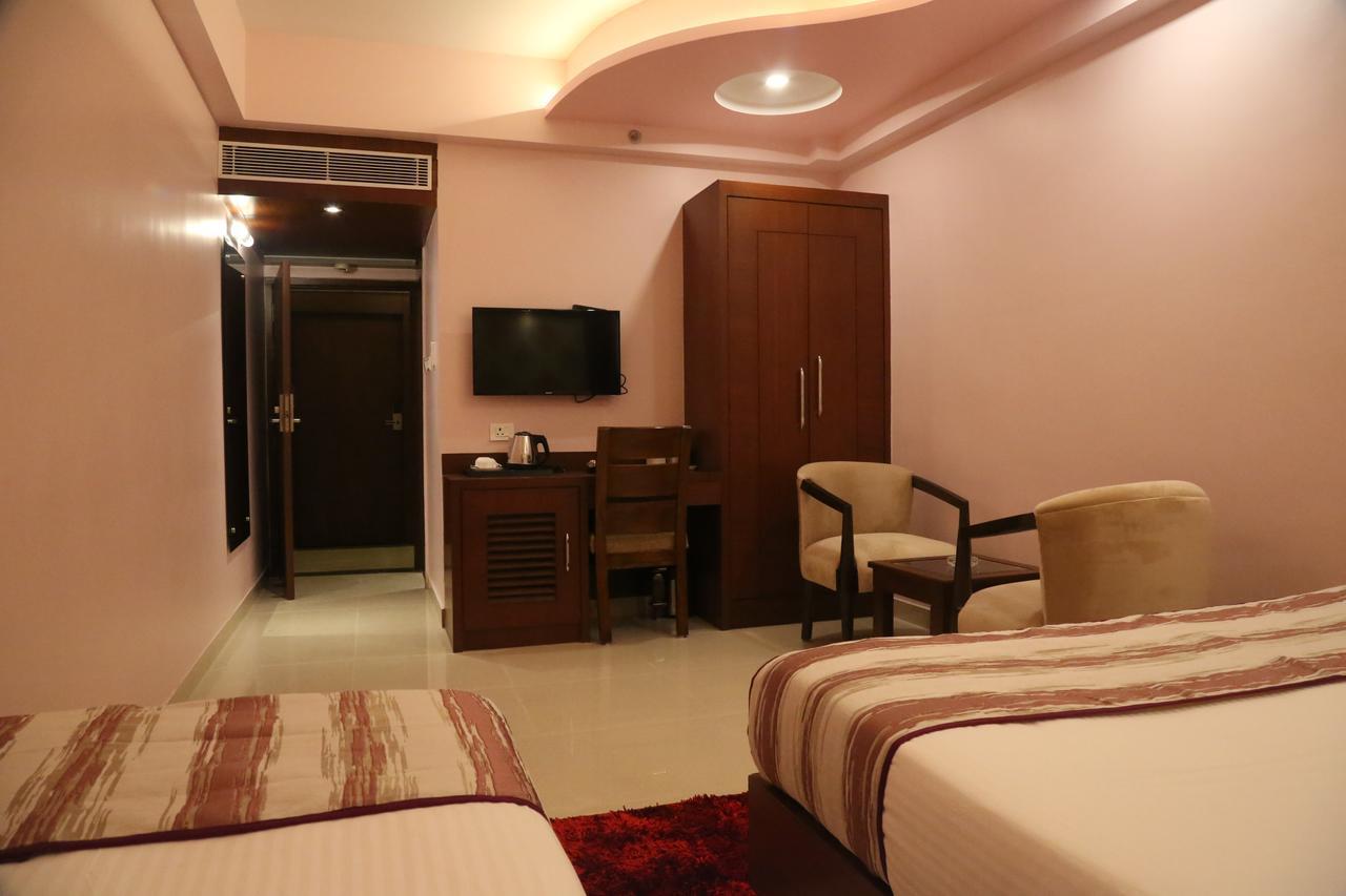 Hotel Varanasi Inn Dış mekan fotoğraf