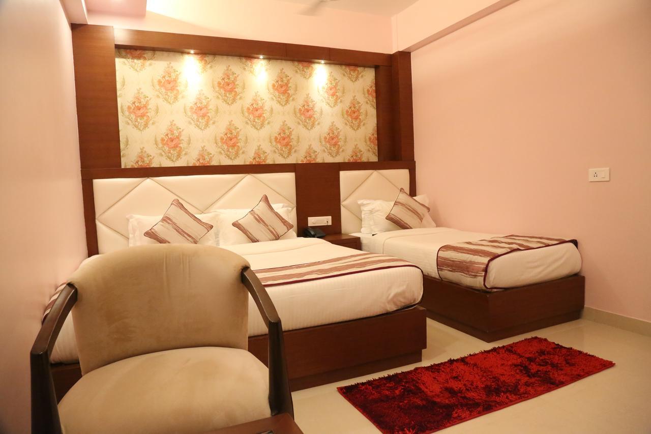 Hotel Varanasi Inn Dış mekan fotoğraf