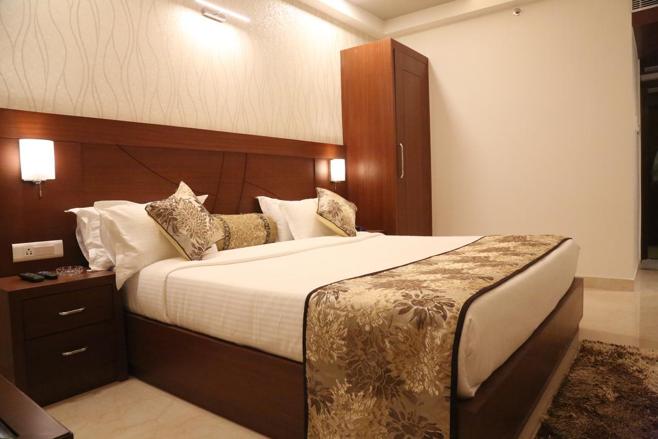Hotel Varanasi Inn Dış mekan fotoğraf