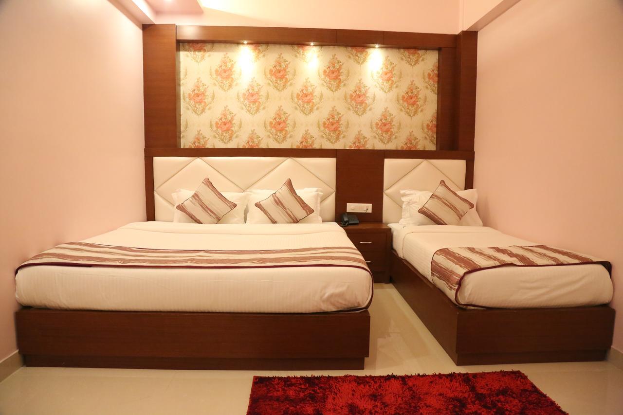 Hotel Varanasi Inn Dış mekan fotoğraf