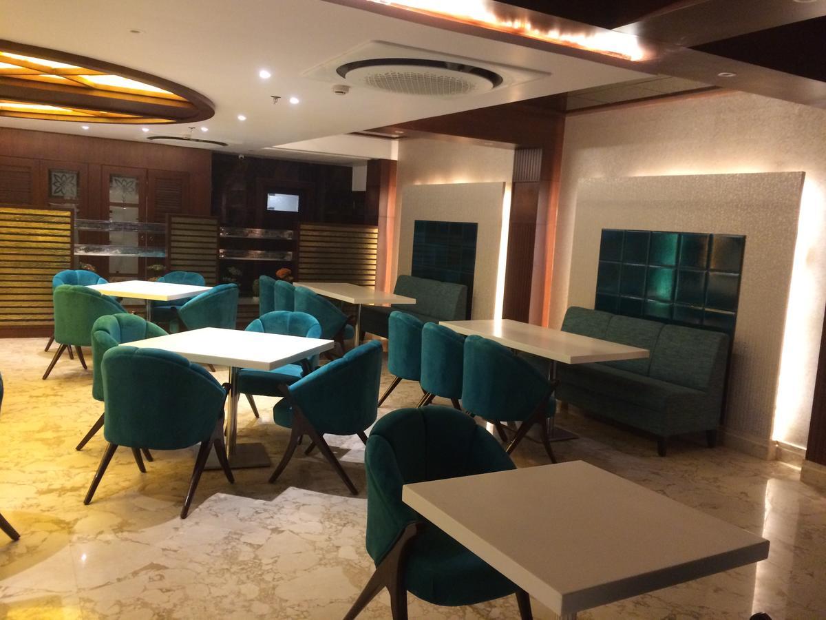 Hotel Varanasi Inn Dış mekan fotoğraf